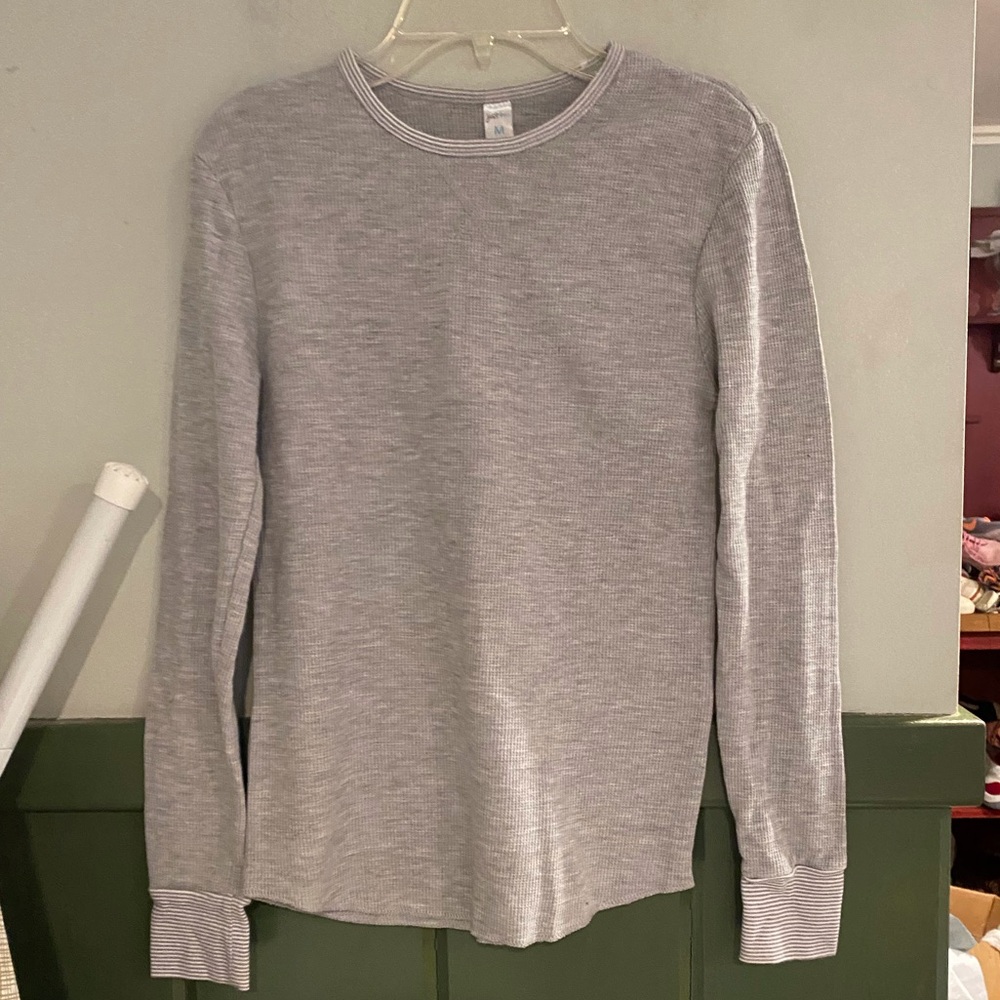Kids just be shirt size m